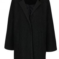 Černý kabát